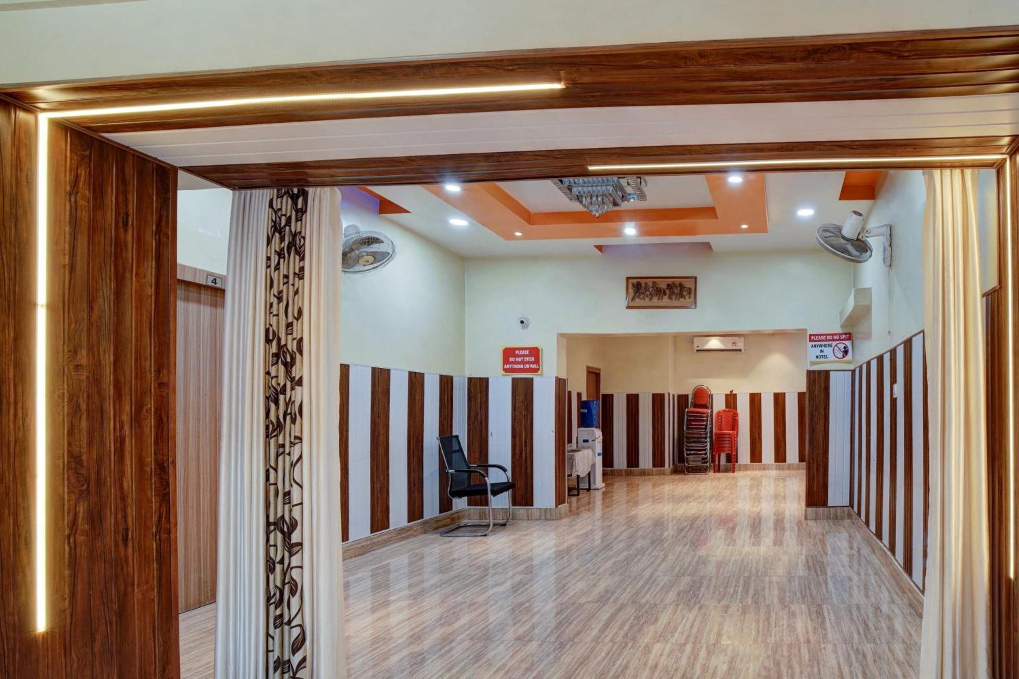 Super Hotel O Om Shriyam Banquet And Heritage ปัฏนา ภายนอก รูปภาพ